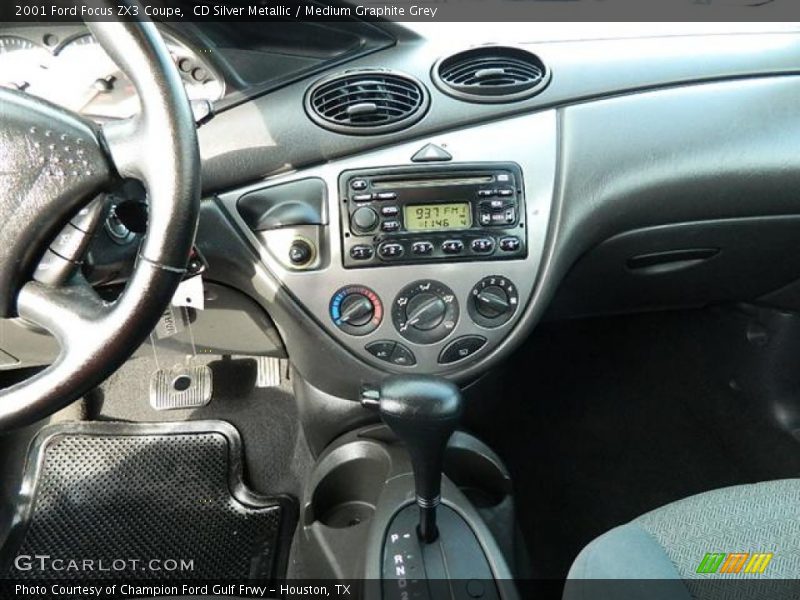 CD Silver Metallic / Medium Graphite Grey 2001 Ford Focus ZX3 Coupe