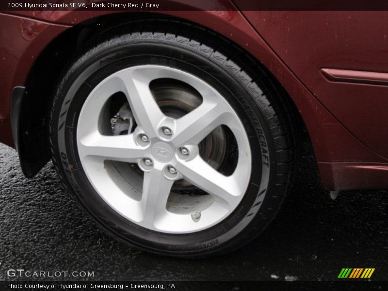 Dark Cherry Red / Gray 2009 Hyundai Sonata SE V6