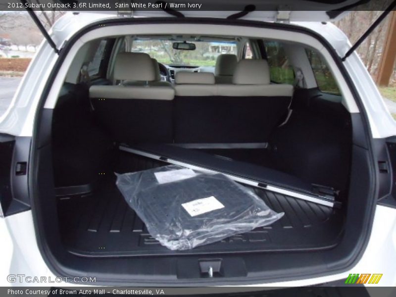  2012 Outback 3.6R Limited Trunk