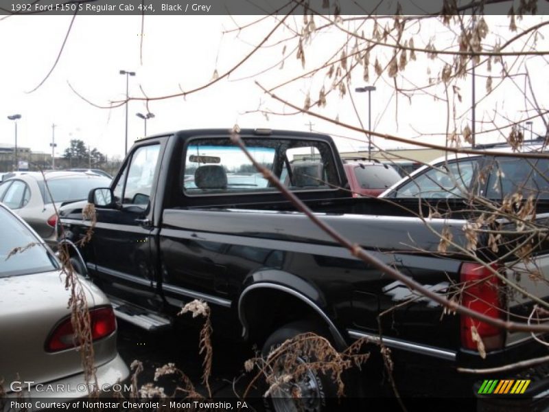 Black / Grey 1992 Ford F150 S Regular Cab 4x4
