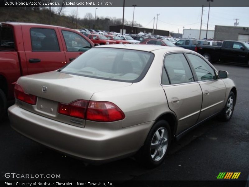 Naples Gold Metallic / Ivory 2000 Honda Accord SE Sedan