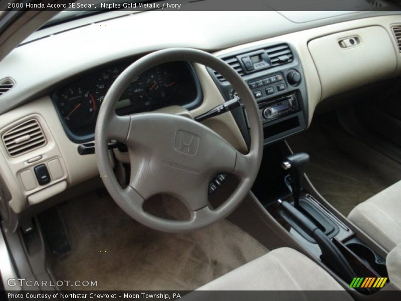 Dashboard of 2000 Accord SE Sedan