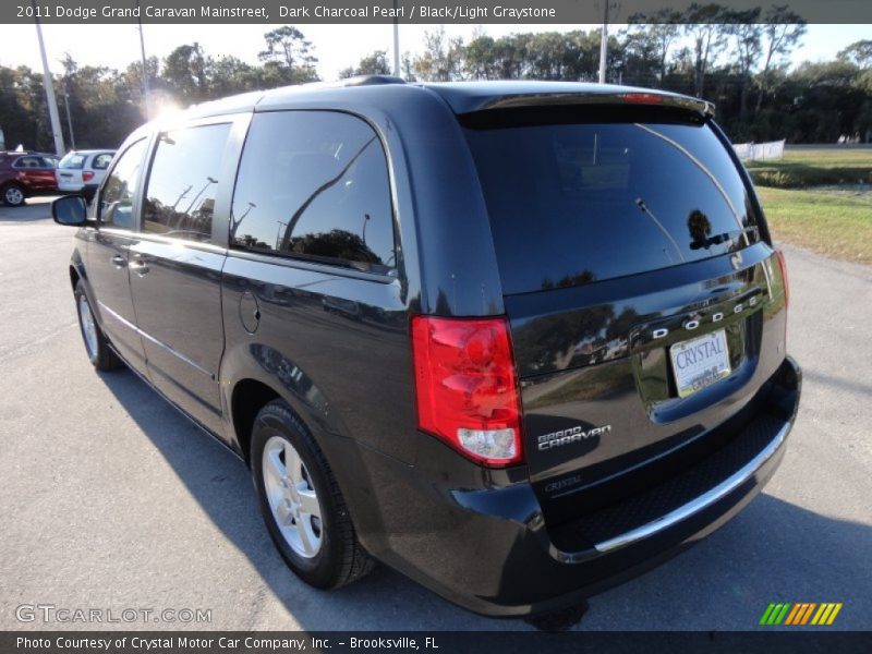 Dark Charcoal Pearl / Black/Light Graystone 2011 Dodge Grand Caravan Mainstreet