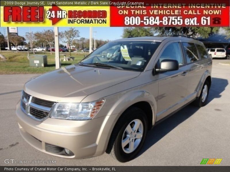 Light Sandstone Metallic / Dark Slate Gray/Light Graystone 2009 Dodge Journey SE