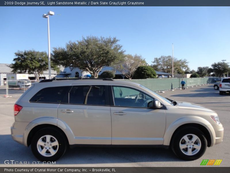 Light Sandstone Metallic / Dark Slate Gray/Light Graystone 2009 Dodge Journey SE