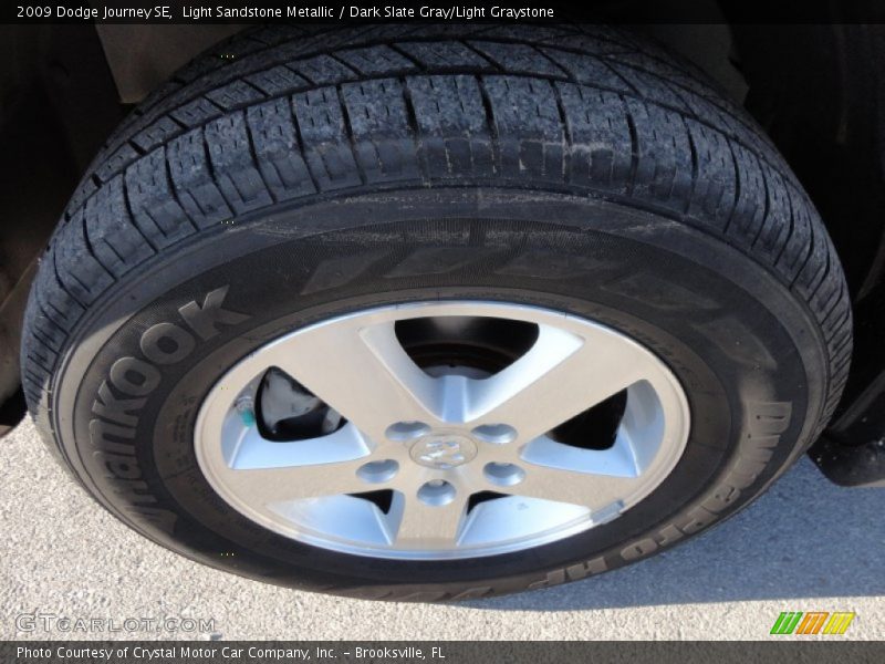 Light Sandstone Metallic / Dark Slate Gray/Light Graystone 2009 Dodge Journey SE