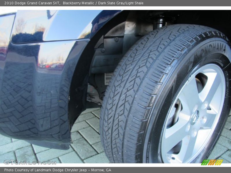 Blackberry Metallic / Dark Slate Gray/Light Shale 2010 Dodge Grand Caravan SXT