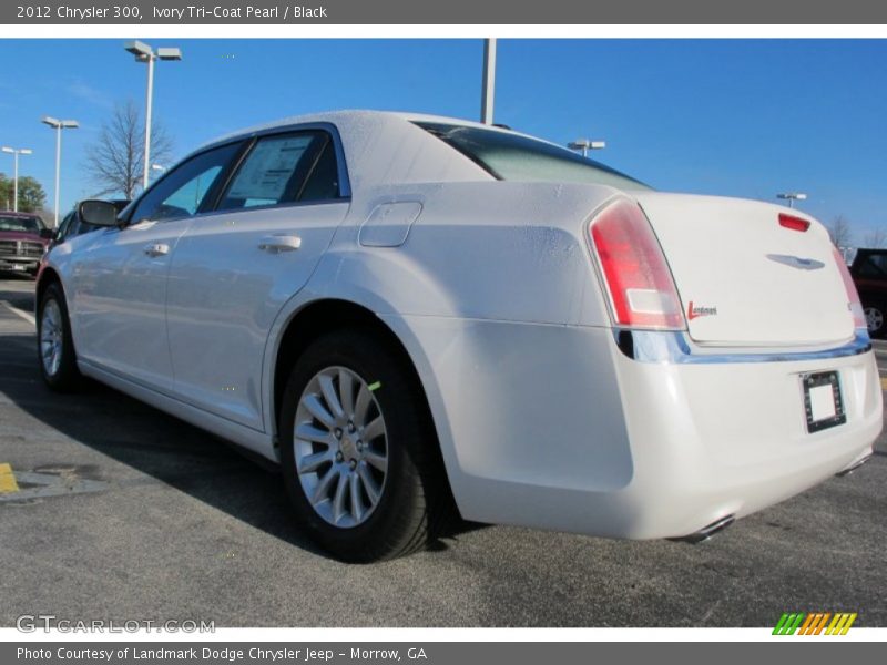 Ivory Tri-Coat Pearl / Black 2012 Chrysler 300