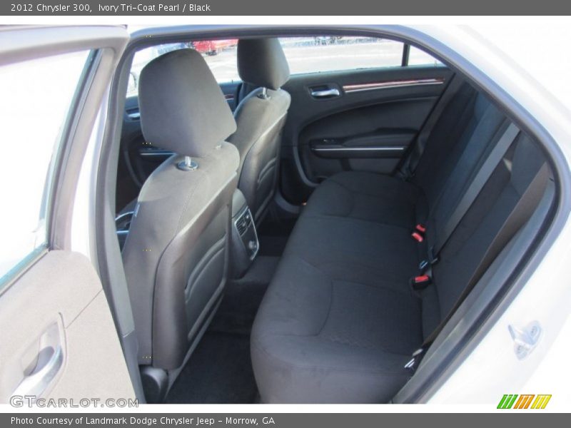 Ivory Tri-Coat Pearl / Black 2012 Chrysler 300