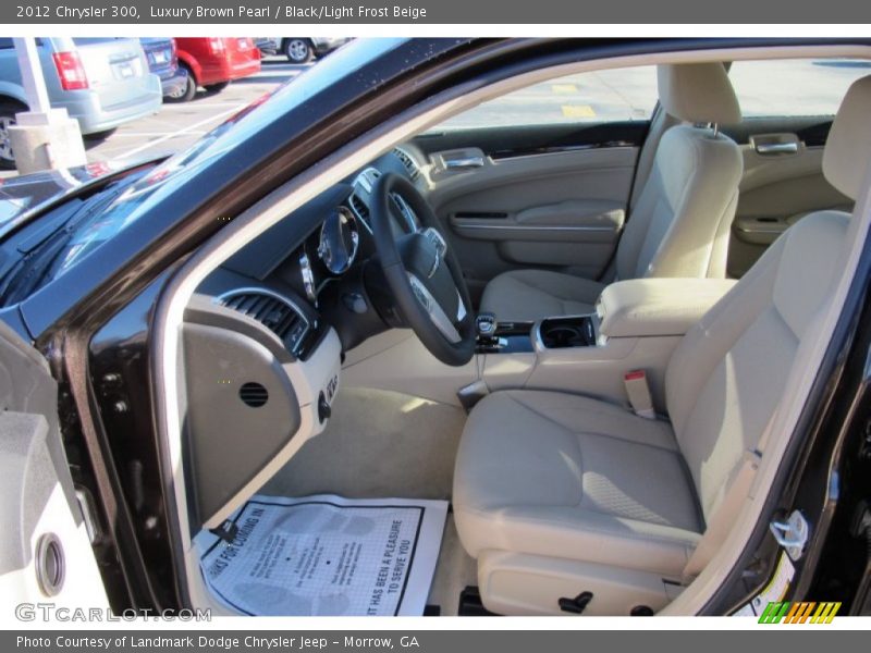 Luxury Brown Pearl / Black/Light Frost Beige 2012 Chrysler 300