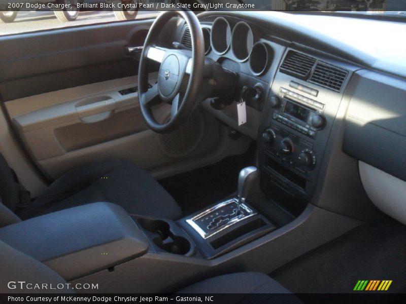 Brilliant Black Crystal Pearl / Dark Slate Gray/Light Graystone 2007 Dodge Charger