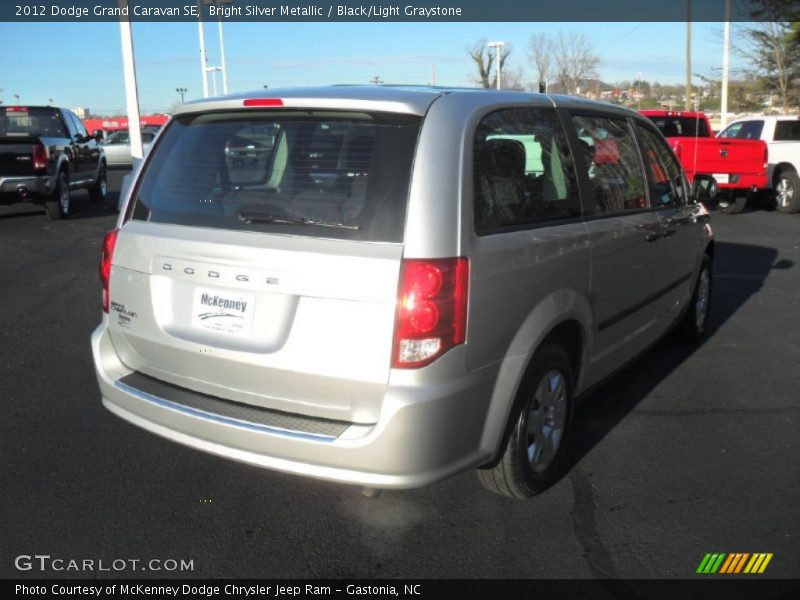Bright Silver Metallic / Black/Light Graystone 2012 Dodge Grand Caravan SE