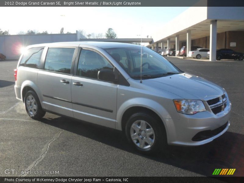 Bright Silver Metallic / Black/Light Graystone 2012 Dodge Grand Caravan SE