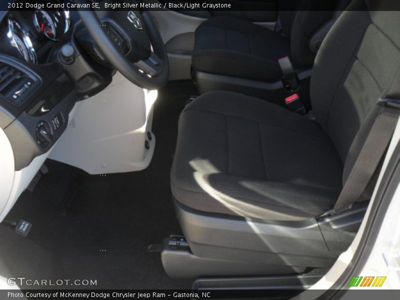 Bright Silver Metallic / Black/Light Graystone 2012 Dodge Grand Caravan SE