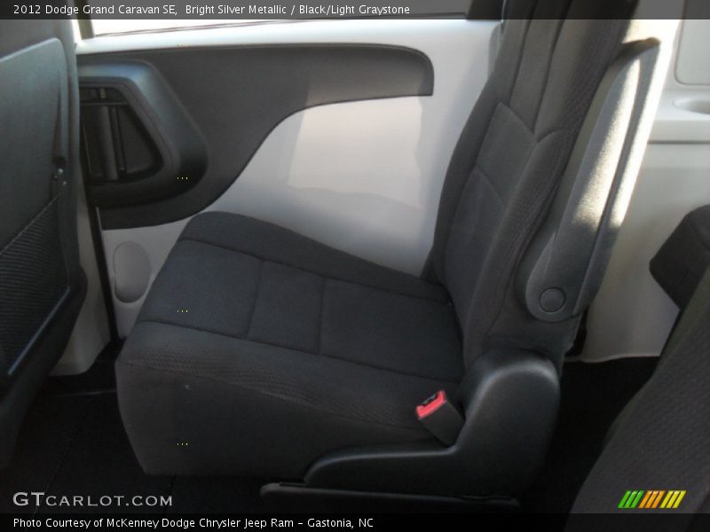 Bright Silver Metallic / Black/Light Graystone 2012 Dodge Grand Caravan SE