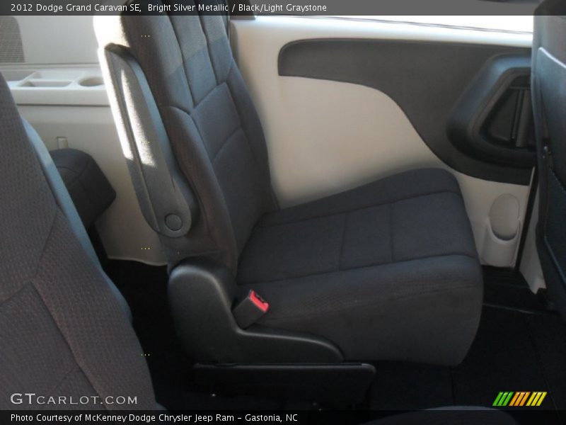 Bright Silver Metallic / Black/Light Graystone 2012 Dodge Grand Caravan SE