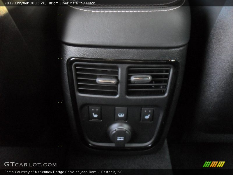 Bright Silver Metallic / Black 2012 Chrysler 300 S V6