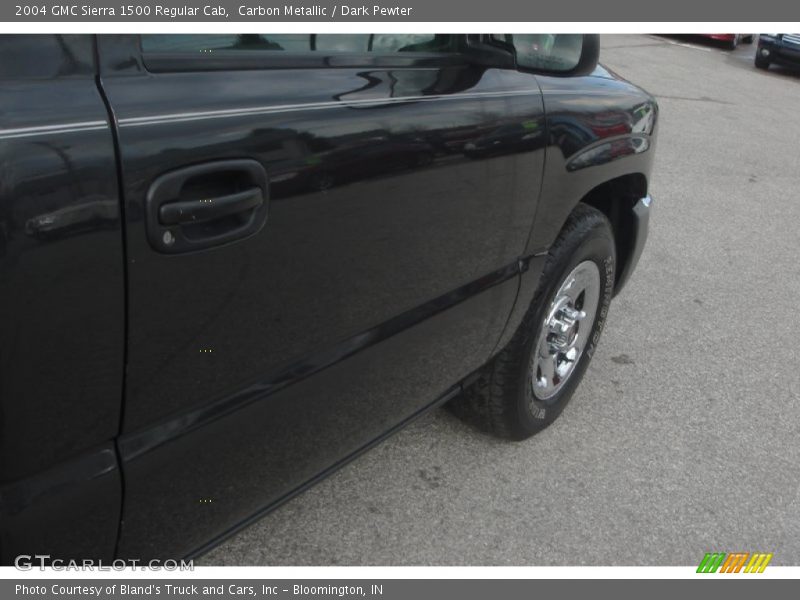 Carbon Metallic / Dark Pewter 2004 GMC Sierra 1500 Regular Cab