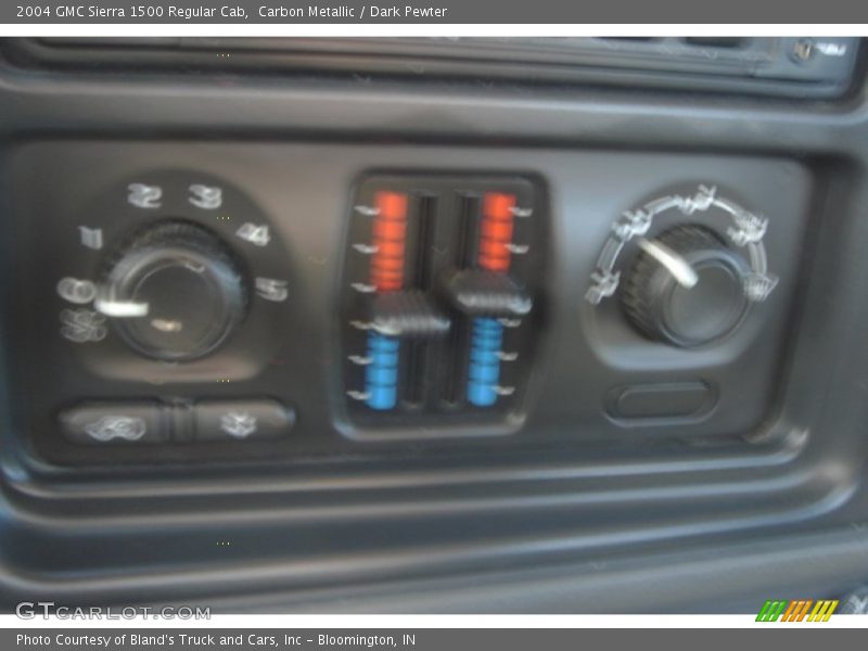 Carbon Metallic / Dark Pewter 2004 GMC Sierra 1500 Regular Cab