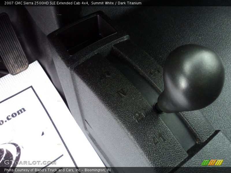 Summit White / Dark Titanium 2007 GMC Sierra 2500HD SLE Extended Cab 4x4