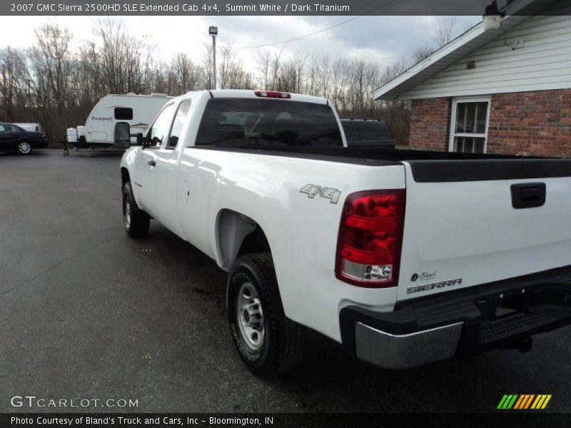 Summit White / Dark Titanium 2007 GMC Sierra 2500HD SLE Extended Cab 4x4