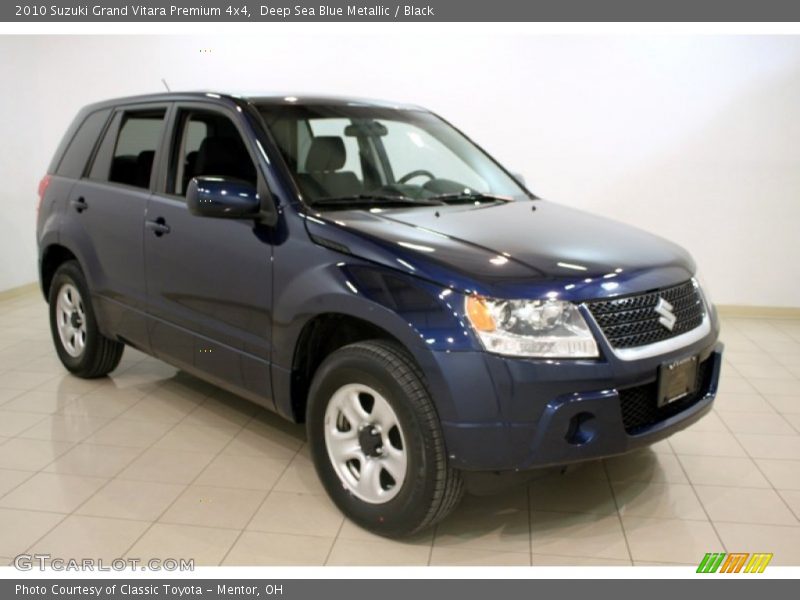 Front 3/4 View of 2010 Grand Vitara Premium 4x4