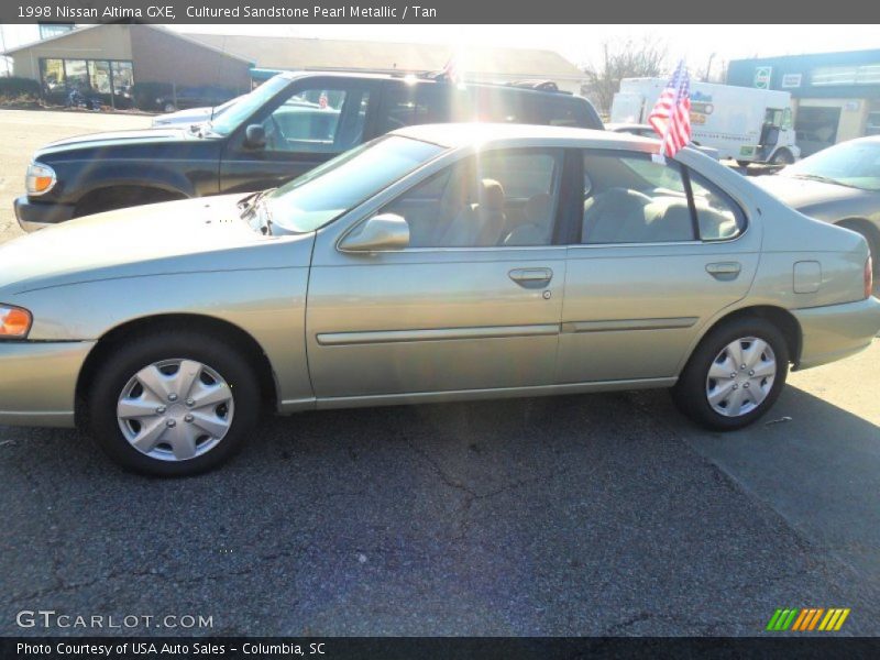 Cultured Sandstone Pearl Metallic / Tan 1998 Nissan Altima GXE