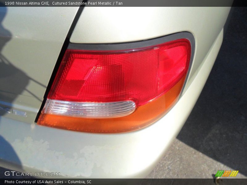 Cultured Sandstone Pearl Metallic / Tan 1998 Nissan Altima GXE