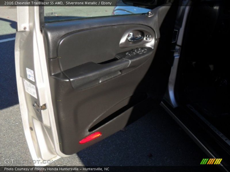 Silverstone Metallic / Ebony 2006 Chevrolet TrailBlazer SS AWD