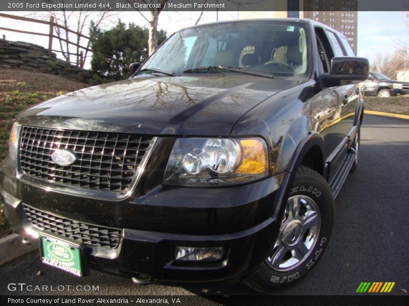 Black Clearcoat / Medium Parchment 2005 Ford Expedition Limited 4x4