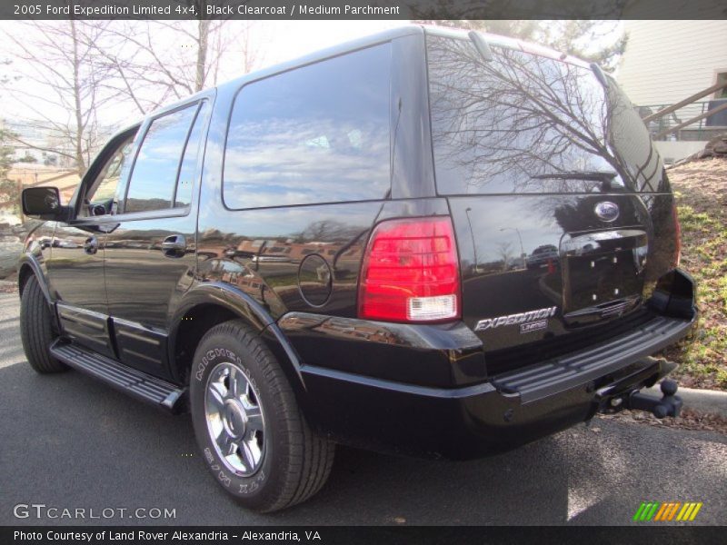 Black Clearcoat / Medium Parchment 2005 Ford Expedition Limited 4x4