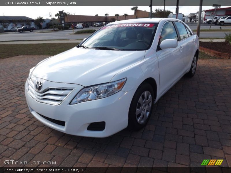 Super White / Ash 2011 Toyota Camry LE