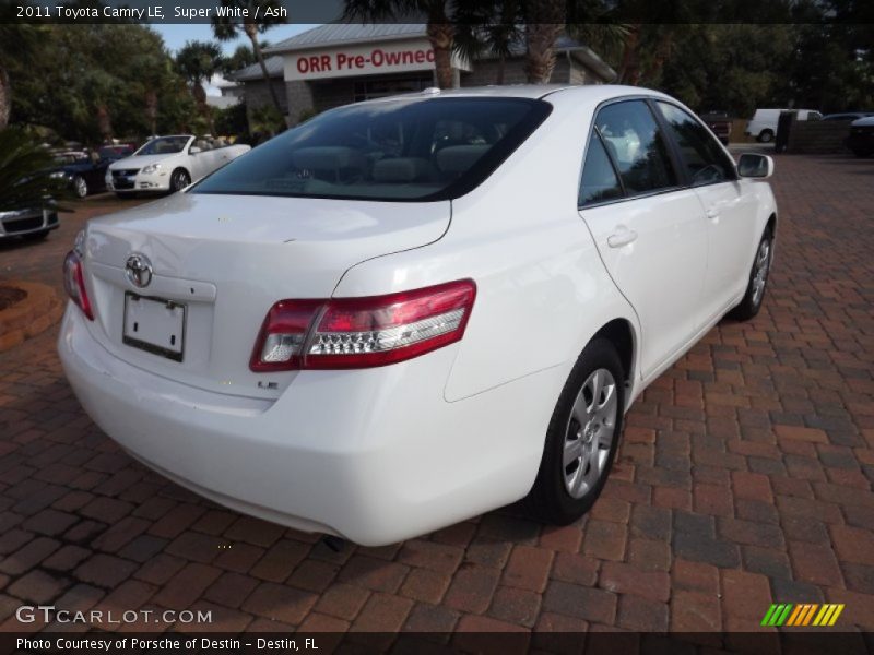 Super White / Ash 2011 Toyota Camry LE