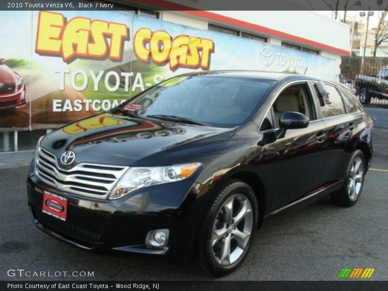 Black / Ivory 2010 Toyota Venza V6