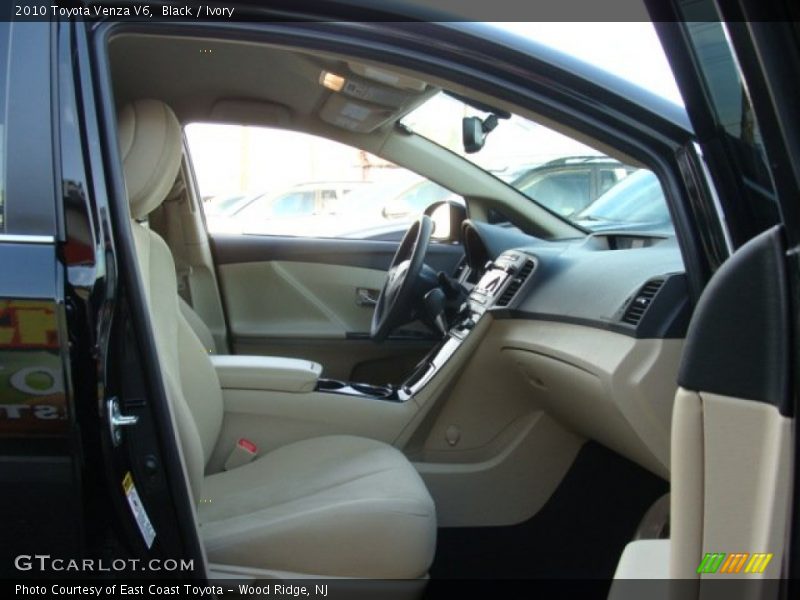Black / Ivory 2010 Toyota Venza V6