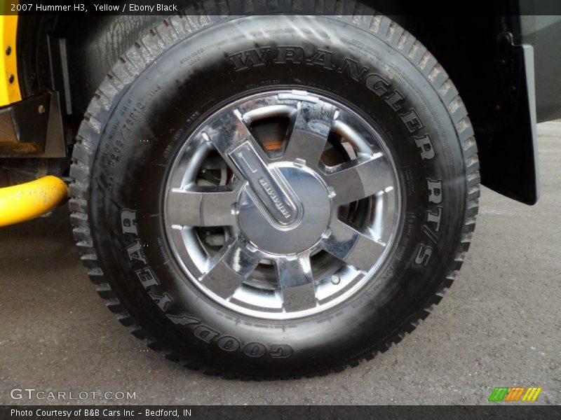 Yellow / Ebony Black 2007 Hummer H3