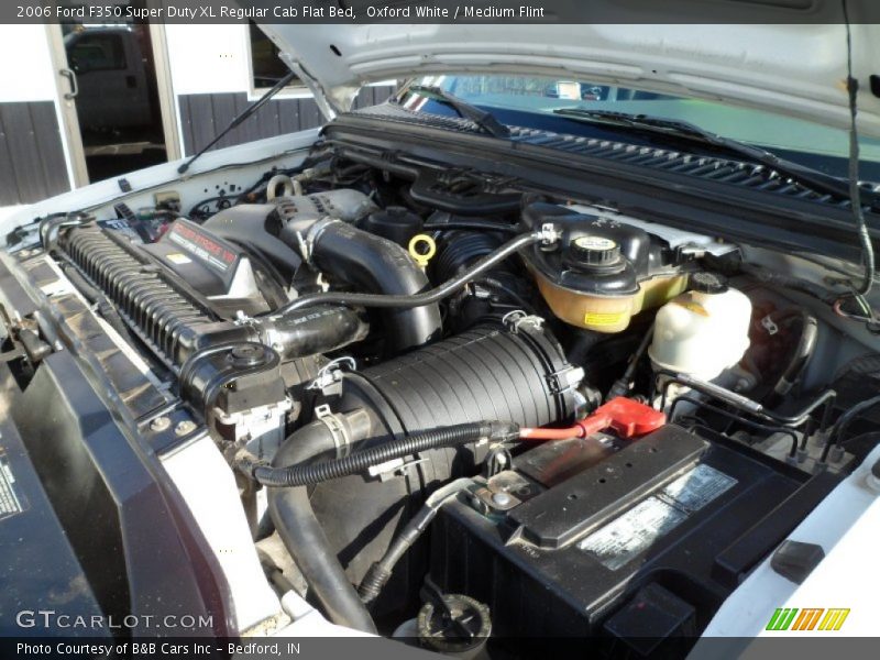 Oxford White / Medium Flint 2006 Ford F350 Super Duty XL Regular Cab Flat Bed