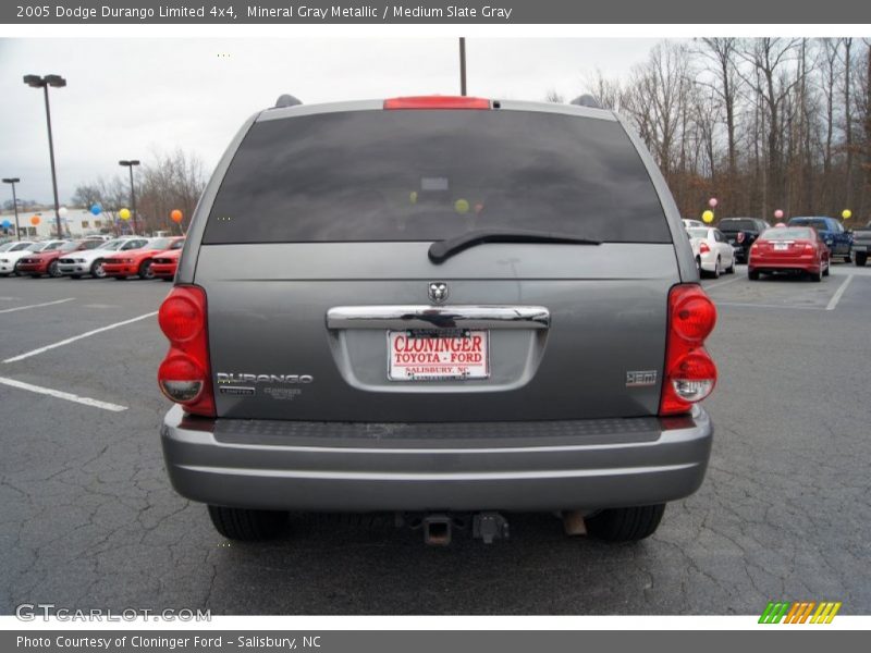 Mineral Gray Metallic / Medium Slate Gray 2005 Dodge Durango Limited 4x4