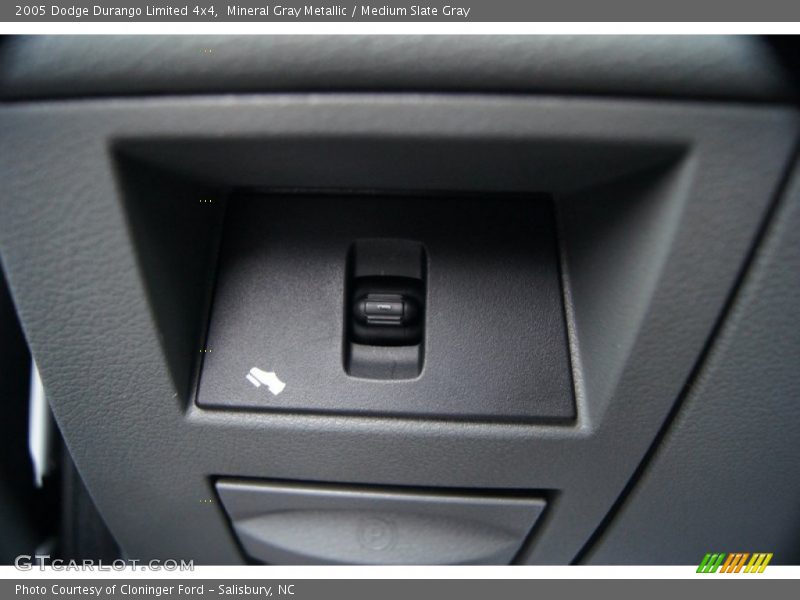 Mineral Gray Metallic / Medium Slate Gray 2005 Dodge Durango Limited 4x4