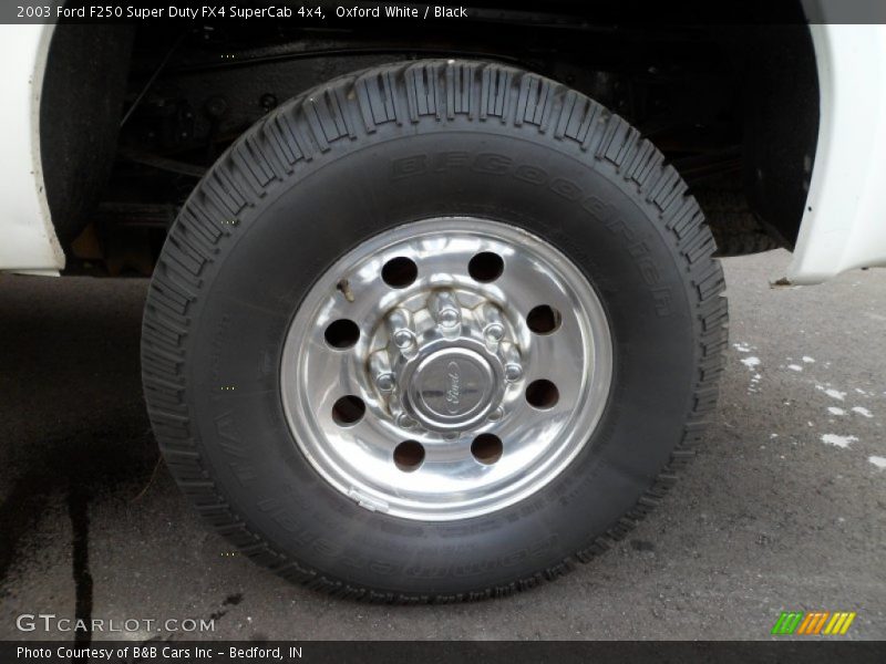 Oxford White / Black 2003 Ford F250 Super Duty FX4 SuperCab 4x4