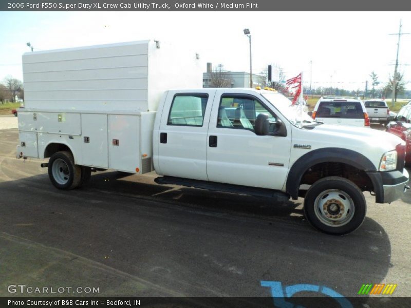 Oxford White / Medium Flint 2006 Ford F550 Super Duty XL Crew Cab Utility Truck