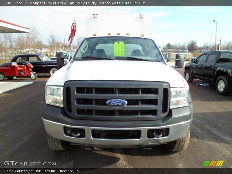 Oxford White / Medium Flint 2006 Ford F550 Super Duty XL Crew Cab Utility Truck