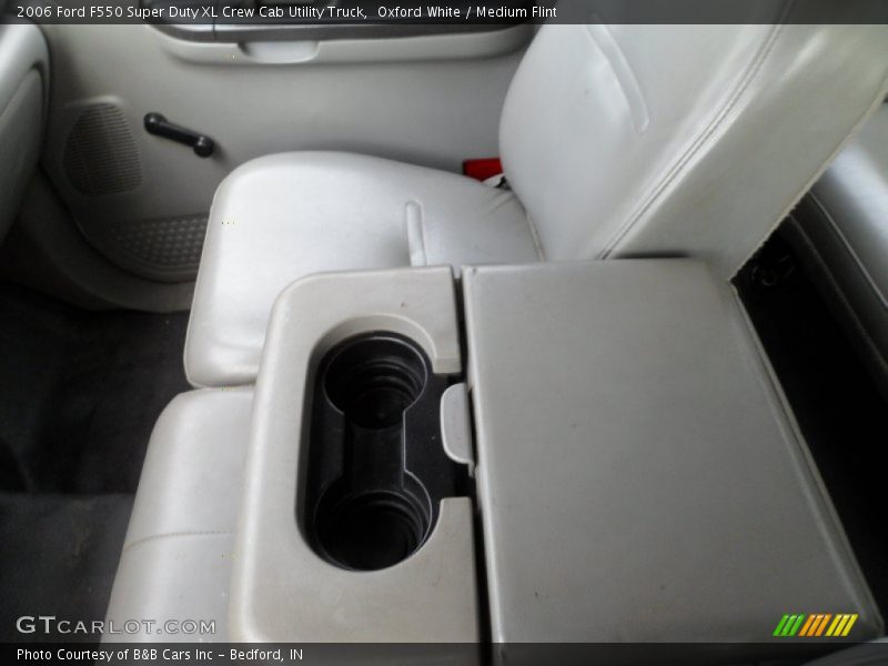 Oxford White / Medium Flint 2006 Ford F550 Super Duty XL Crew Cab Utility Truck