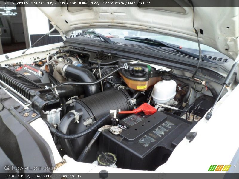 Oxford White / Medium Flint 2006 Ford F550 Super Duty XL Crew Cab Utility Truck