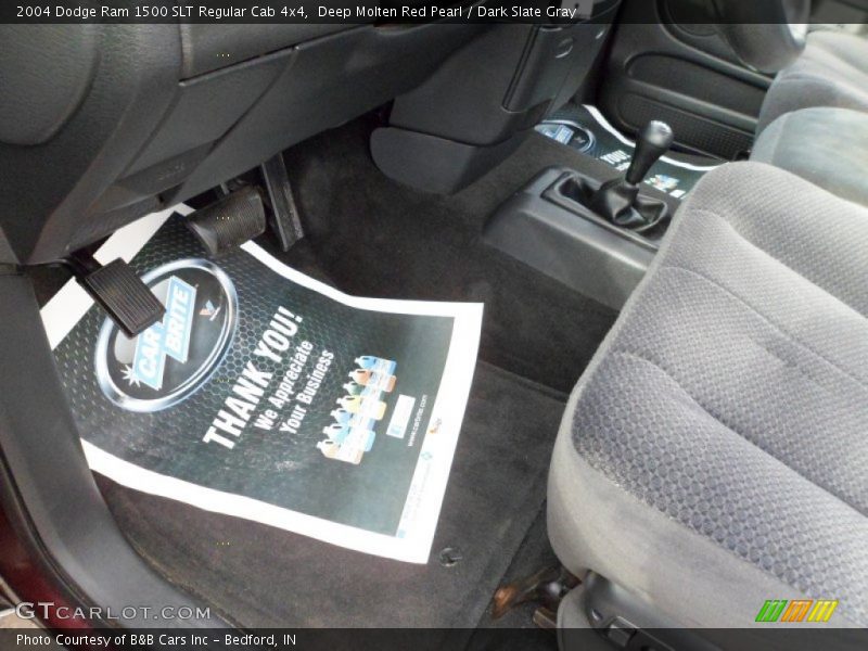 Deep Molten Red Pearl / Dark Slate Gray 2004 Dodge Ram 1500 SLT Regular Cab 4x4