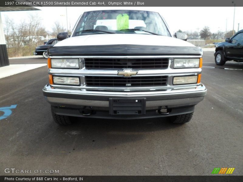 Olympic White / Blue 1997 Chevrolet C/K K1500 Silverado Extended Cab 4x4