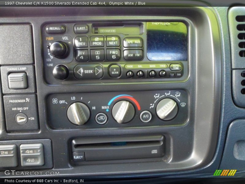 Olympic White / Blue 1997 Chevrolet C/K K1500 Silverado Extended Cab 4x4