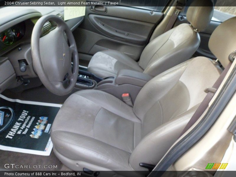 Light Almond Pearl Metallic / Taupe 2004 Chrysler Sebring Sedan