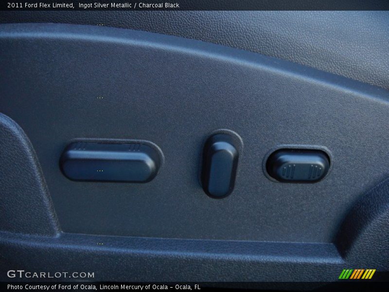 Ingot Silver Metallic / Charcoal Black 2011 Ford Flex Limited