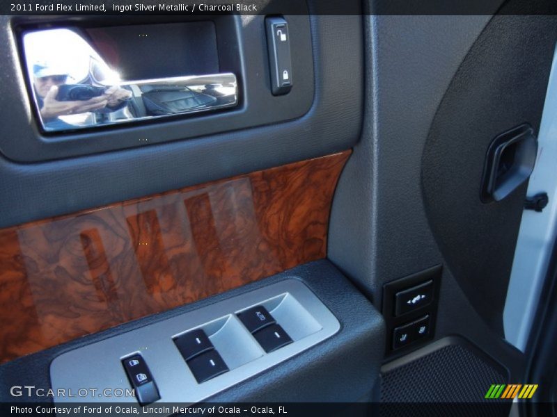 Ingot Silver Metallic / Charcoal Black 2011 Ford Flex Limited